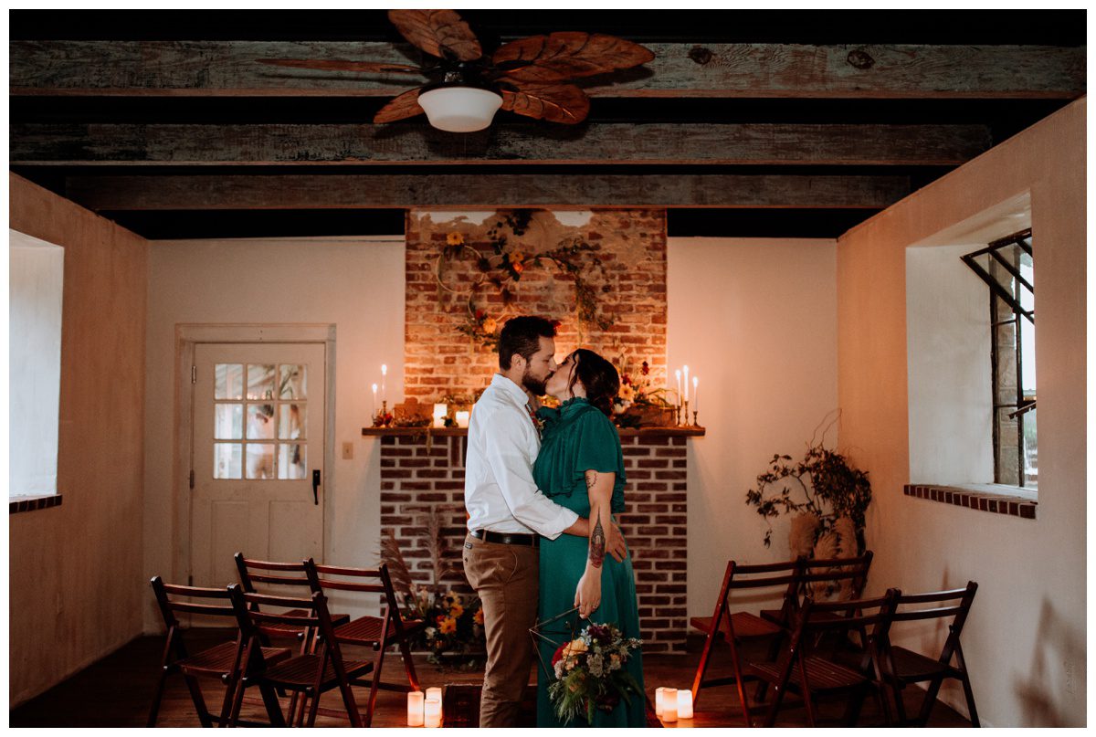 HistoricShadyLaneMoodyBohoShoot-30.jpg HistoricShadyLaneMoodyBohoShoot-30.jpg