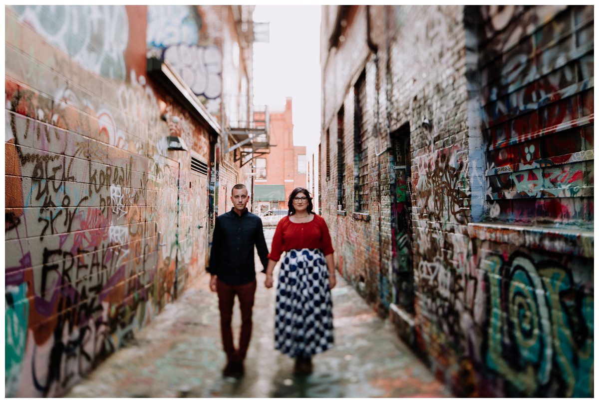 Grafitti Alley Engagement, Baltimore Engagement Session, American Visionary Museum Engagement, Baltmore Inner Harbor Engagement