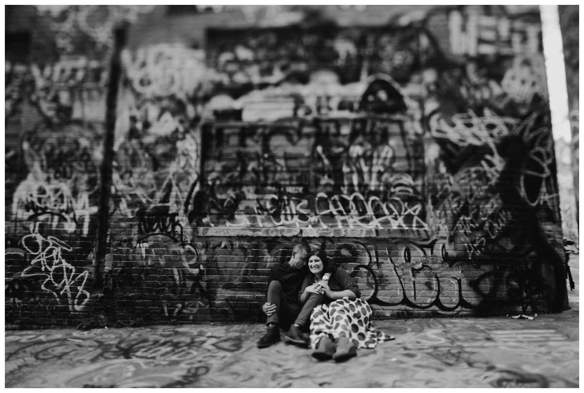 Grafitti Alley Engagement, Baltimore Engagement Session, American Visionary Museum Engagement, Baltmore Inner Harbor Engagement