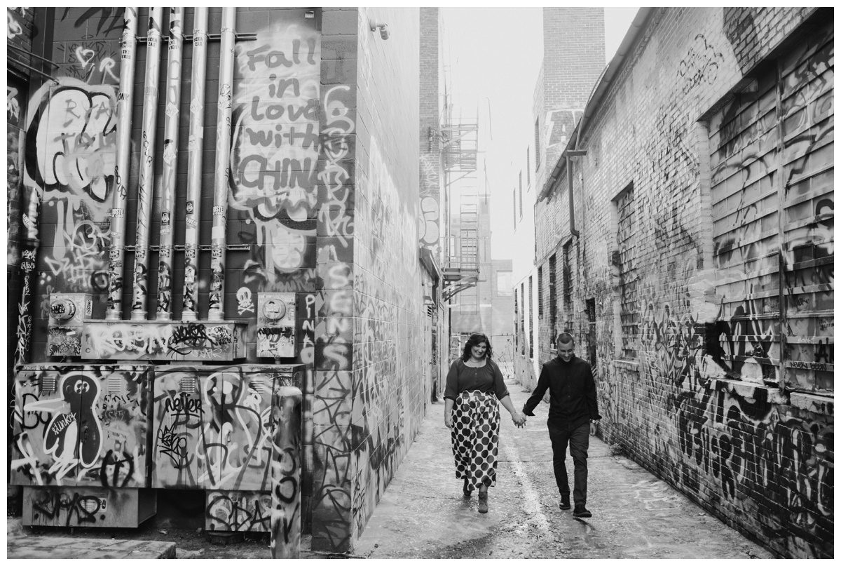 Grafitti Alley Engagement, Baltimore Engagement Session, American Visionary Museum Engagement, Baltmore Inner Harbor Engagement