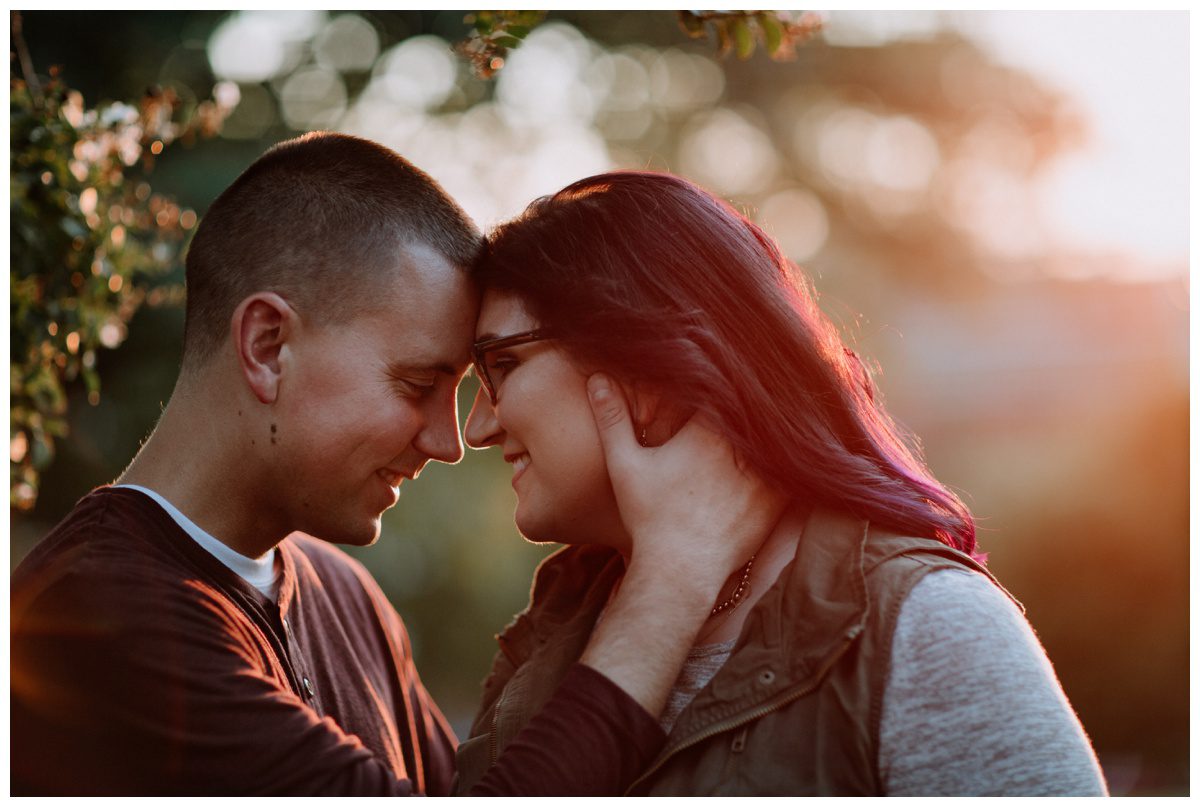 Grafitti Alley Engagement, Baltimore Engagement Session, American Visionary Museum Engagement, Baltmore Inner Harbor Engagement