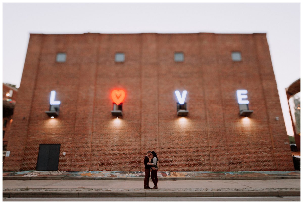 Grafitti Alley Engagement, Baltimore Engagement Session, American Visionary Museum Engagement, Baltmore Inner Harbor Engagement