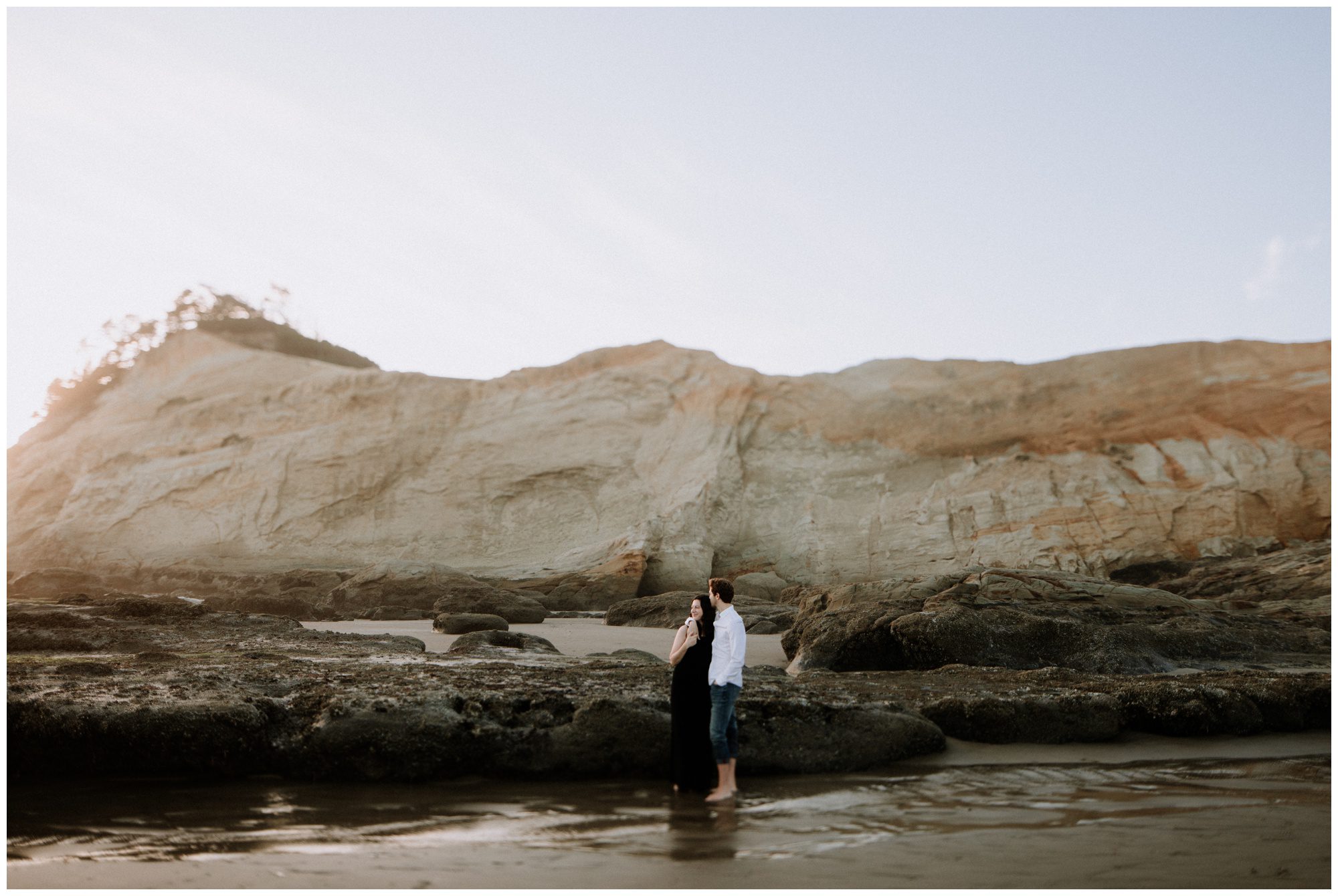 Cape Kiwanda Engagement Photographer-112.jpg Cape Kiwanda Engagement Photographer-112.jpg