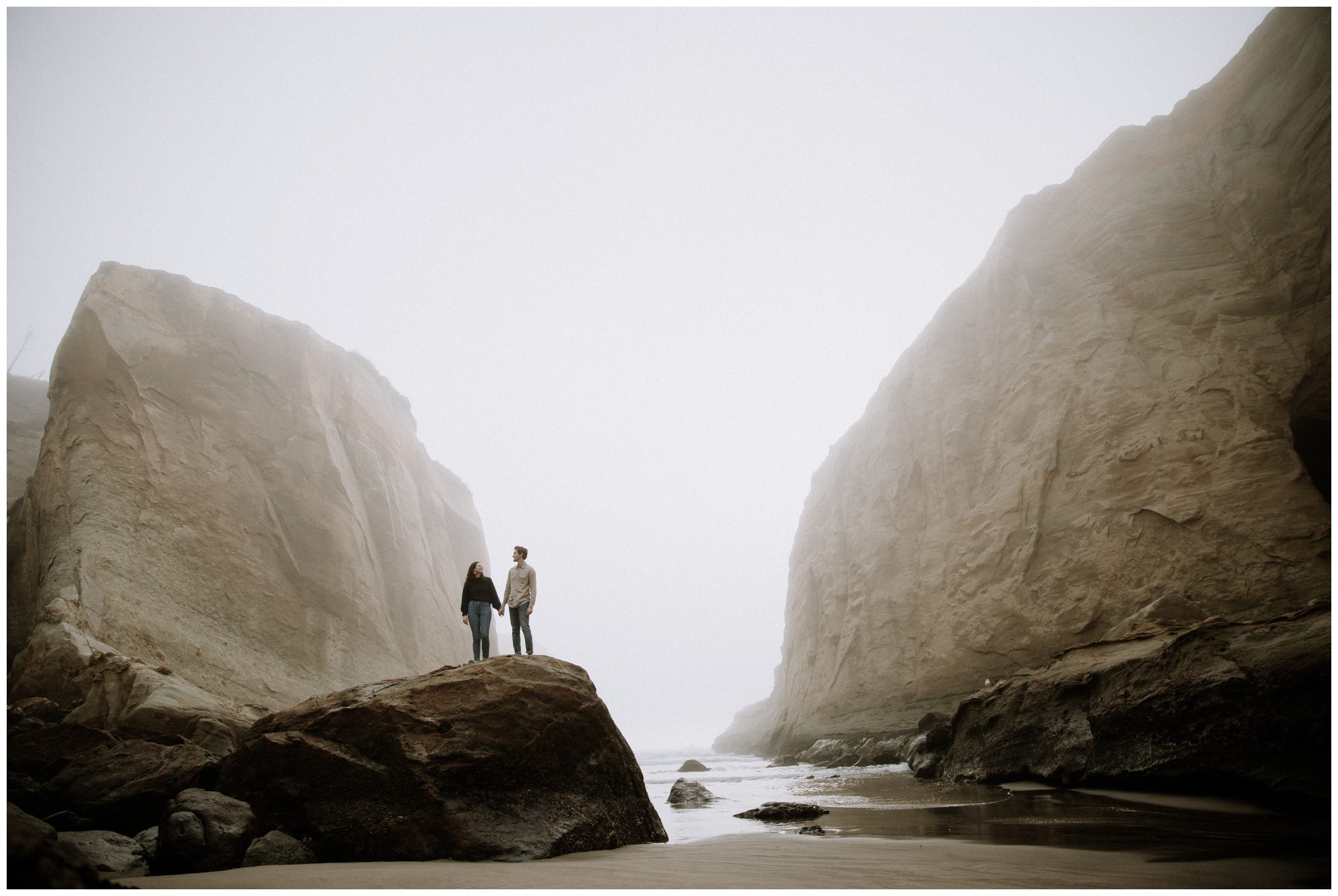 Cape Kiwanda Engagement Photographer-42.jpg Cape Kiwanda Engagement Photographer-42.jpg