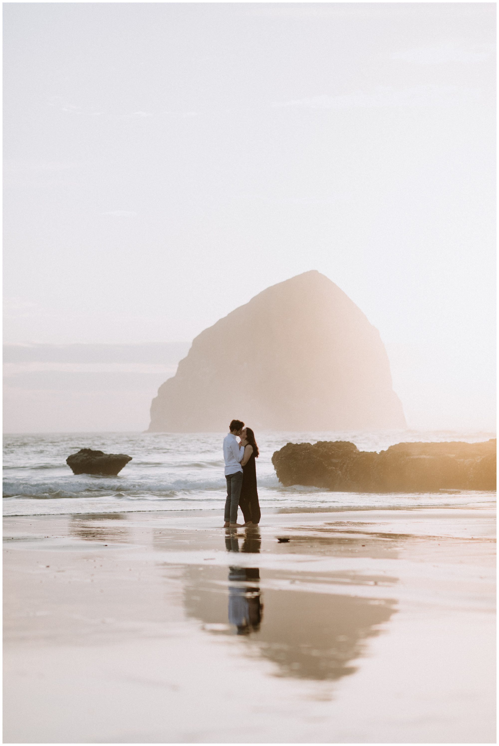 Cape Kiwanda Engagement Photographer-94.jpg Cape Kiwanda Engagement Photographer-94.jpg