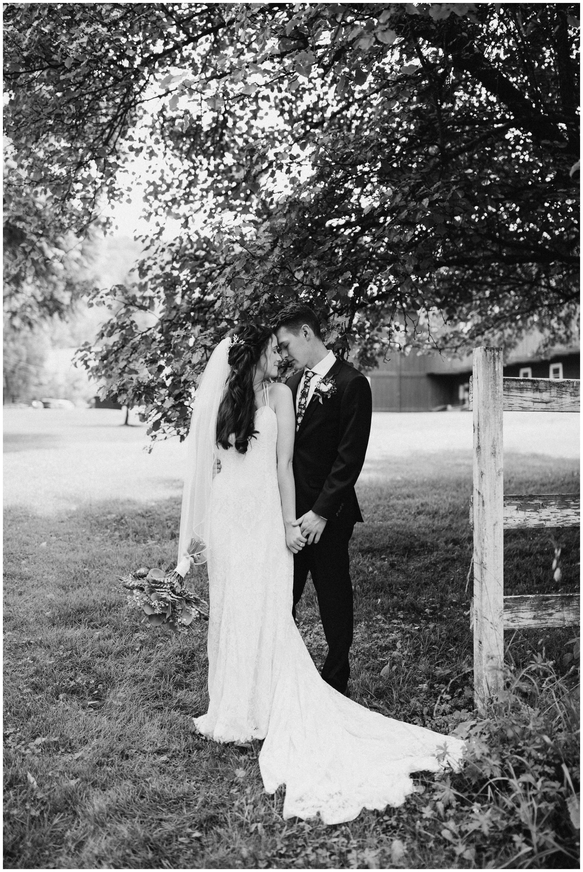 General Potter Farm Wedding, Pennsylvania Elopement Photographer, Philadelphia Elopement Photographer