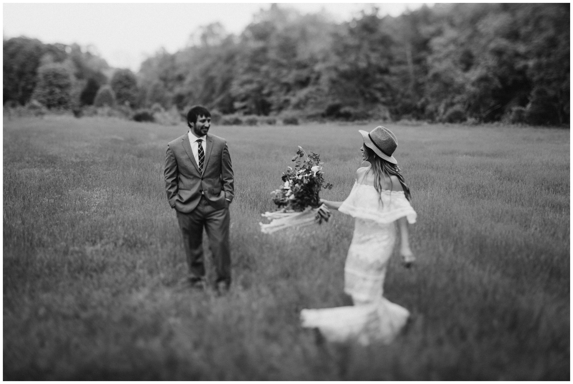 Promise Ridge Elopement, Pennsylvania Elopement Photographer, Destination Elopement Photographer
