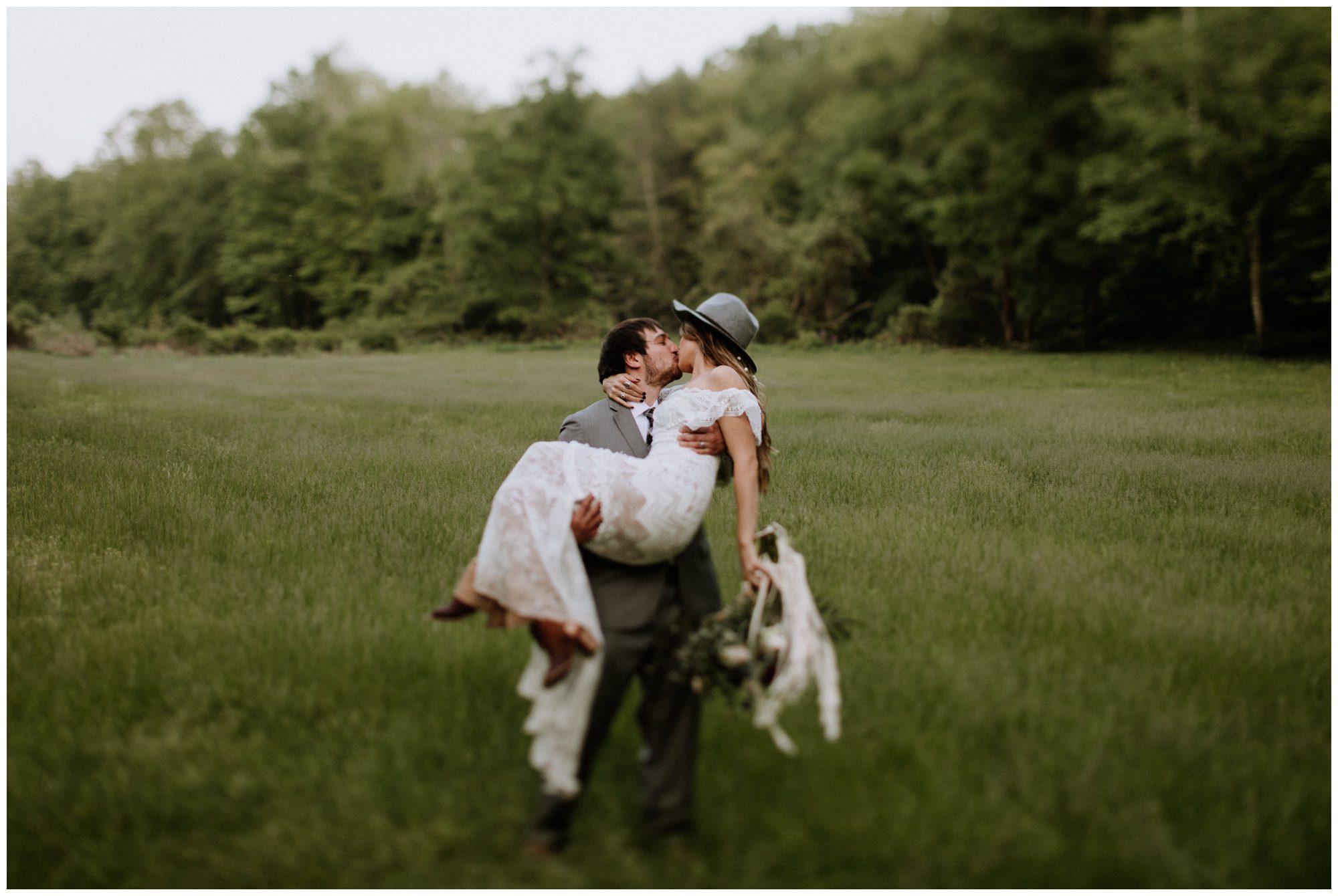 Promise Ridge Elopement, Pennsylvania Elopement Photographer, Destination Elopement Photographer