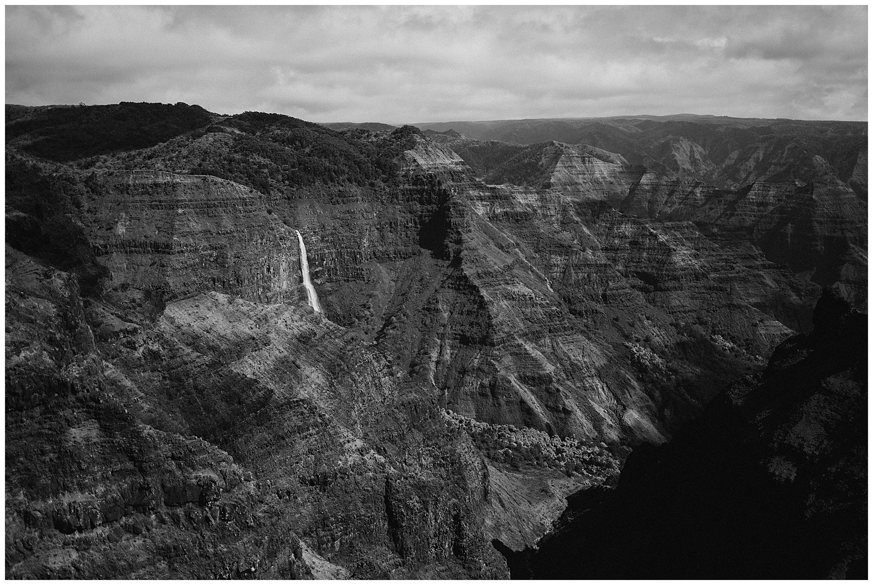 kauai elopement photographer