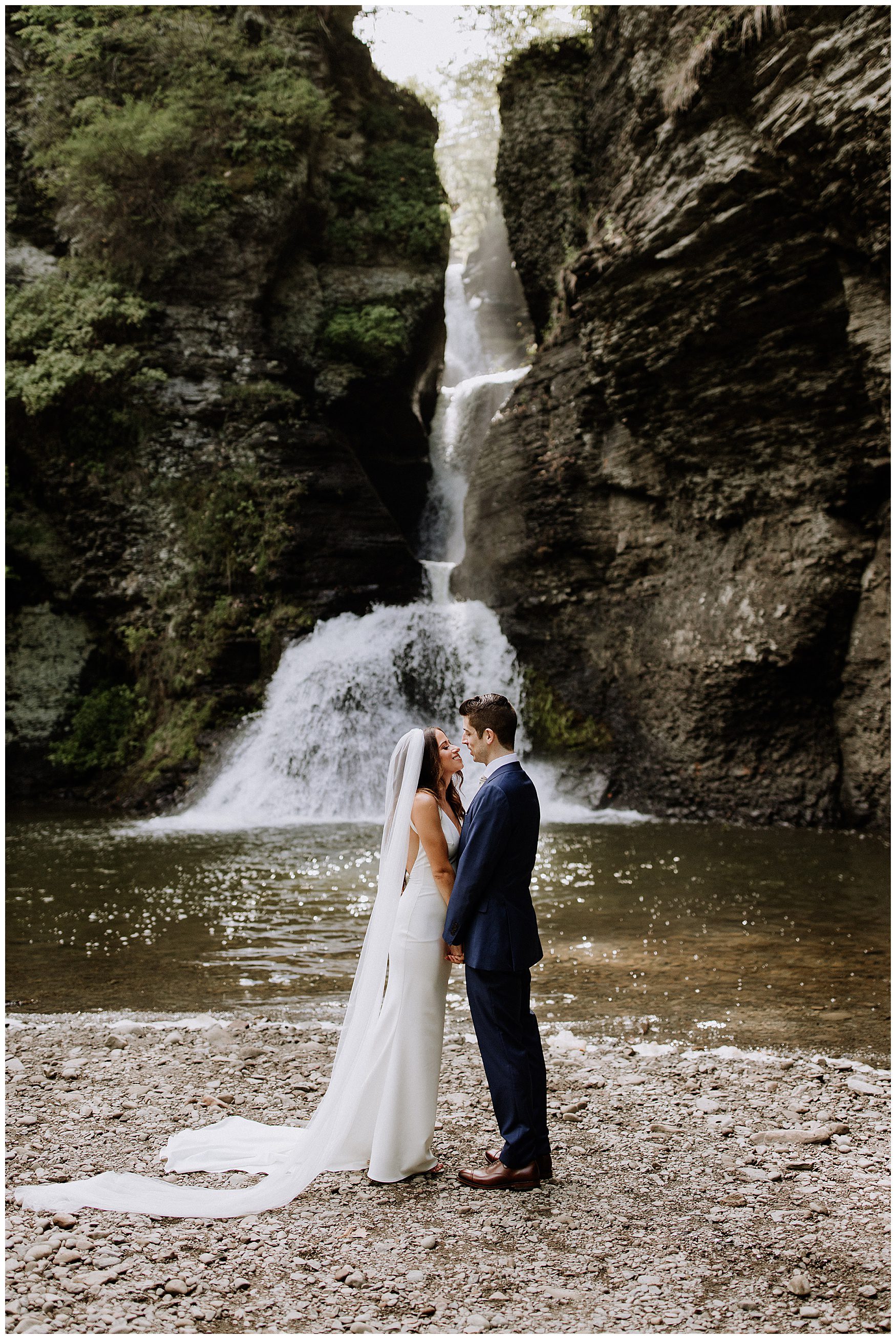 Intimate Wedding Photos-468.jpg