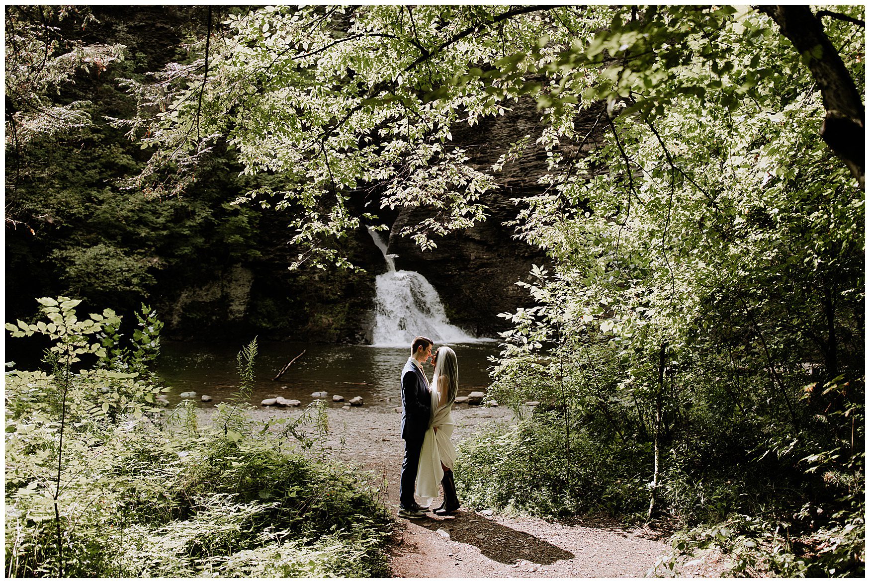 Intimate Wedding Photos-641.jpg