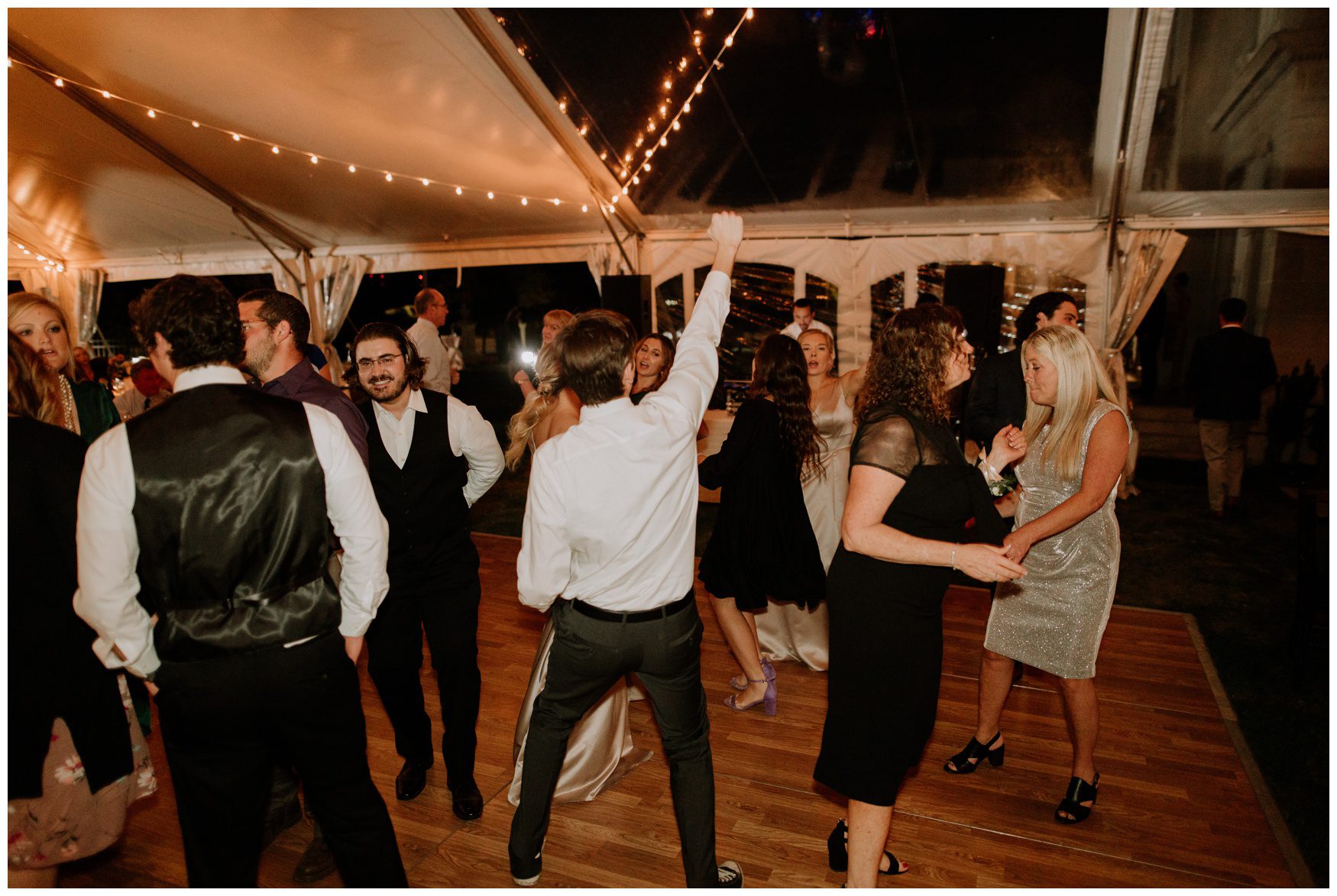 Harrisburg Elopement Photographer