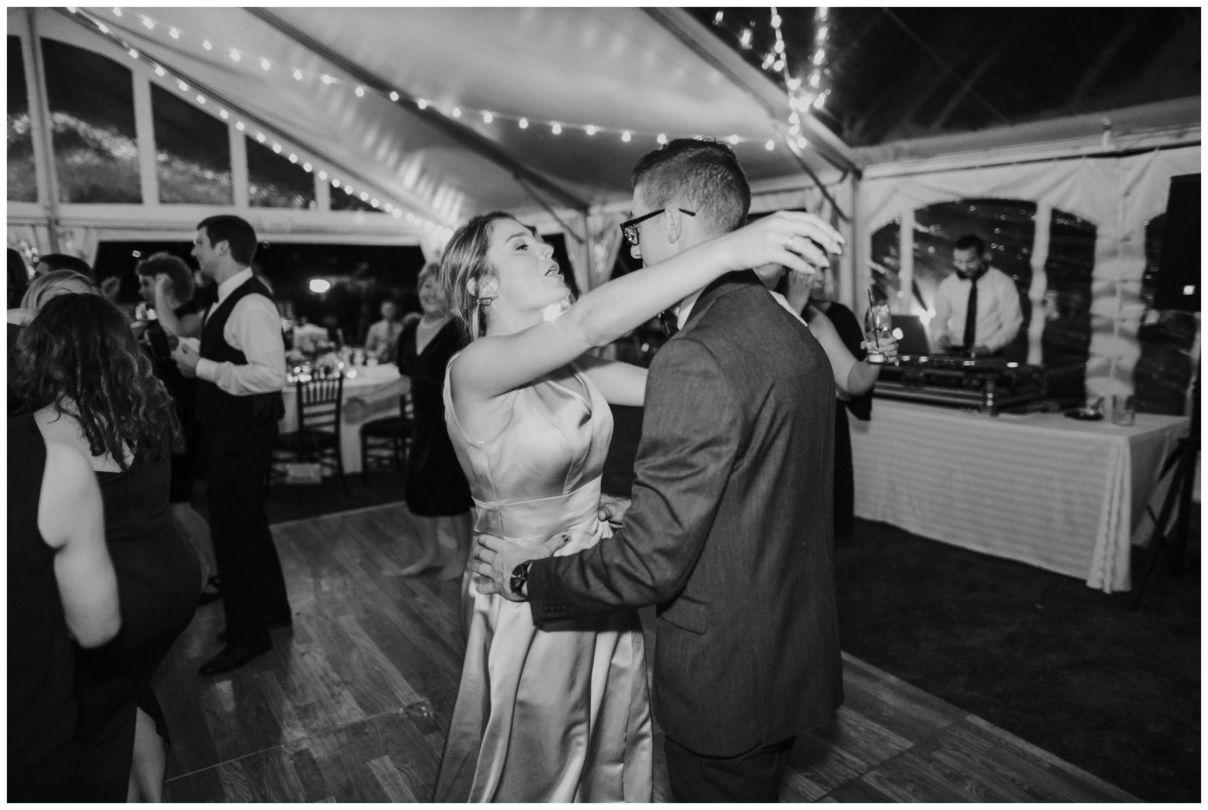 Harrisburg Elopement Photographer