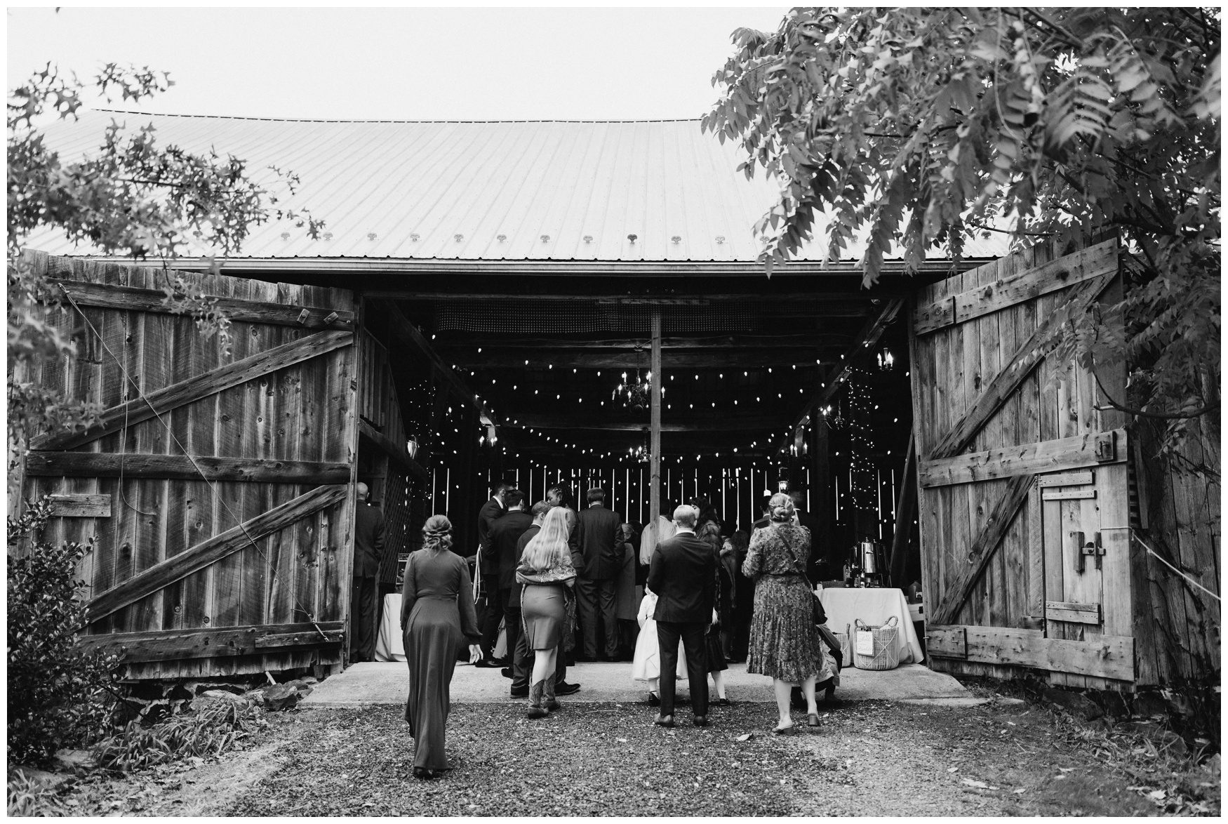 Battlefield Bed and Breakfast Wedding Photographer-224.jpg Battlefield Bed and Breakfast Wedding Photographer-224.jpg