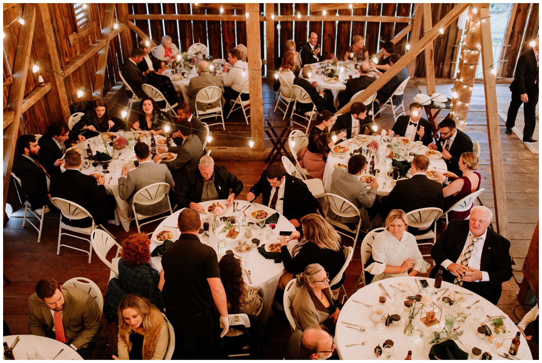 Battlefield Bed and Breakfast Wedding Photographer-255.jpg Battlefield Bed and Breakfast Wedding Photographer-255.jpg