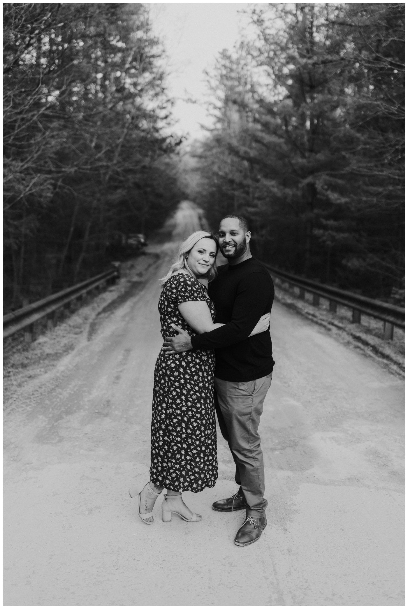 Engagement Photos-382-1.jpg