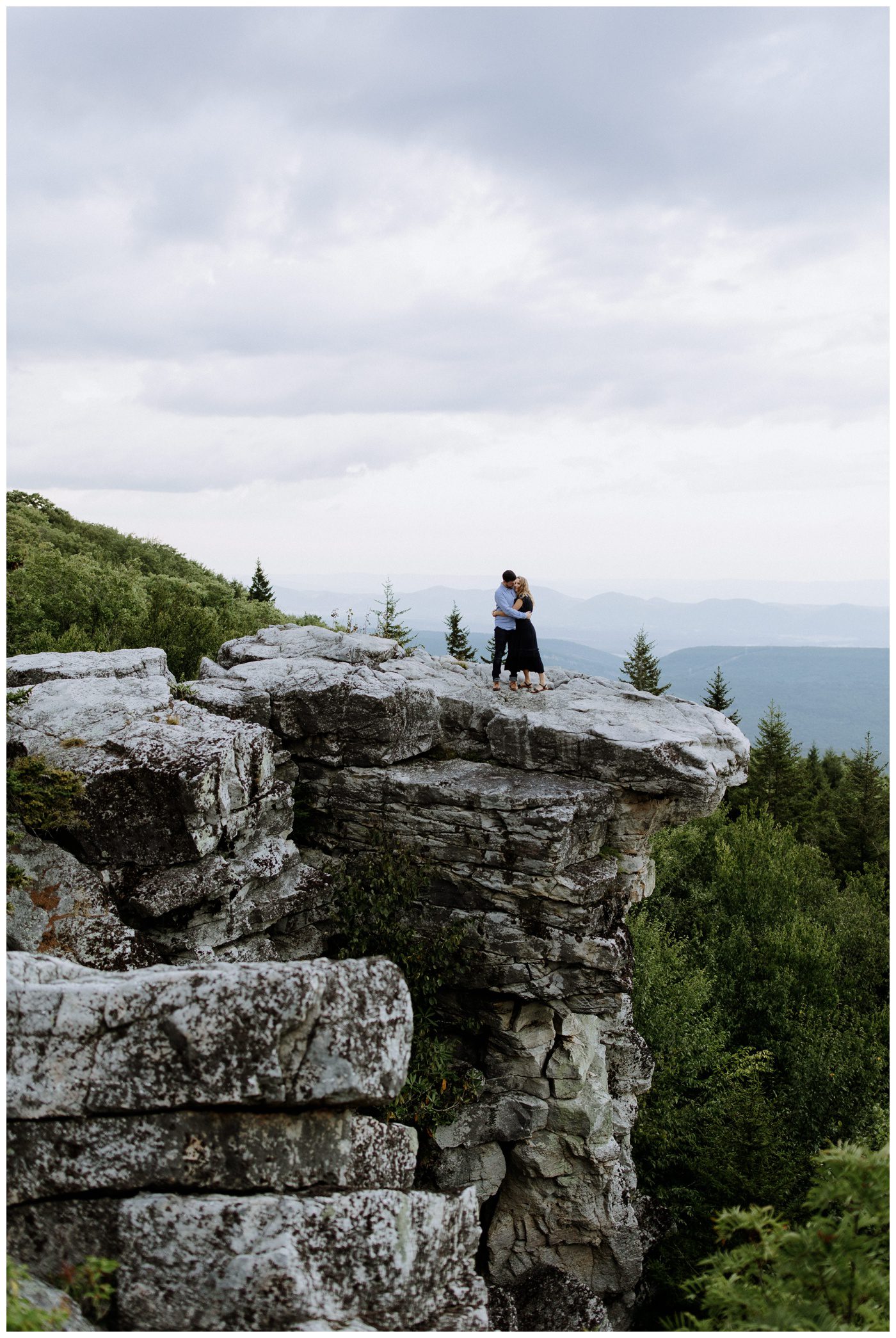 Engagement Photos-207.jpg